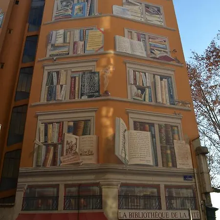 Apartament Le 27 L *